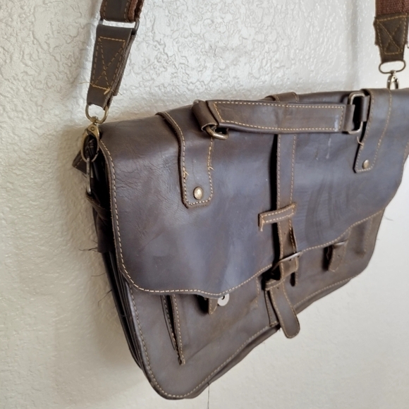 Mex Mates oiled Mexican leather men's messenger briefcase - Picture 10 of 11